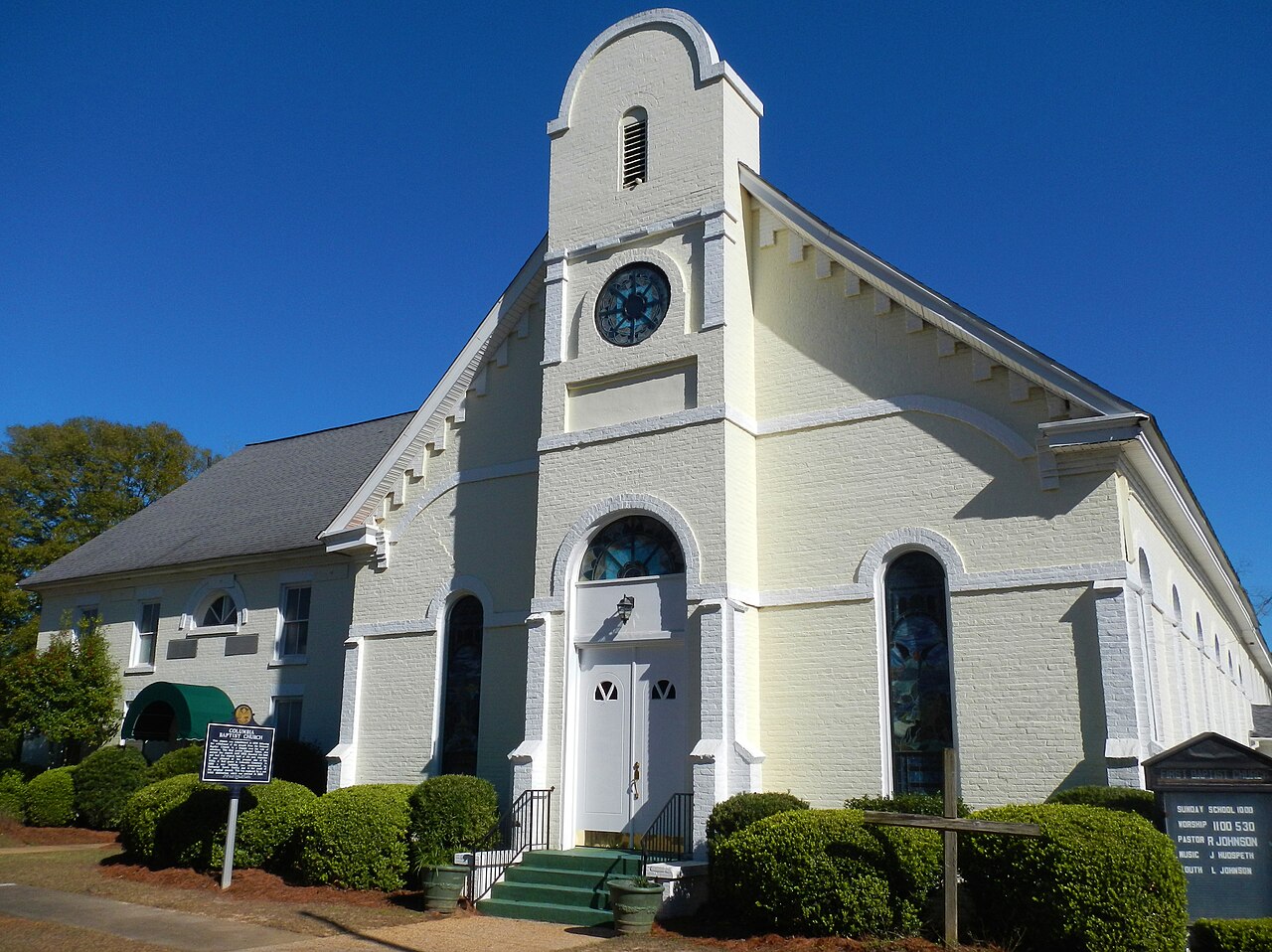 Columbia First Baptist Church in Columbia, Alabama