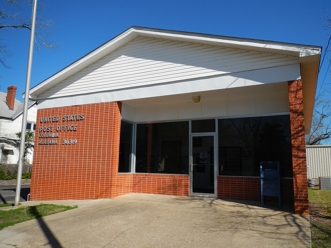 The U.S. Post Office in Columbia, Alabama